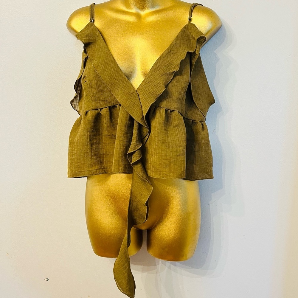 Zara Olive Green Ruffle Sleeveless Top - Picture 2 of 4